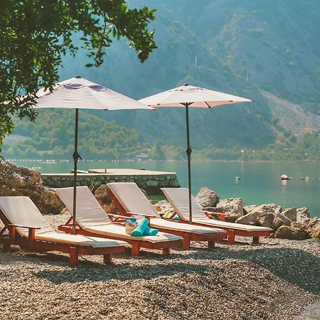 Hotel Casa Del Mare - Amfora Kotor Bagian luar foto
