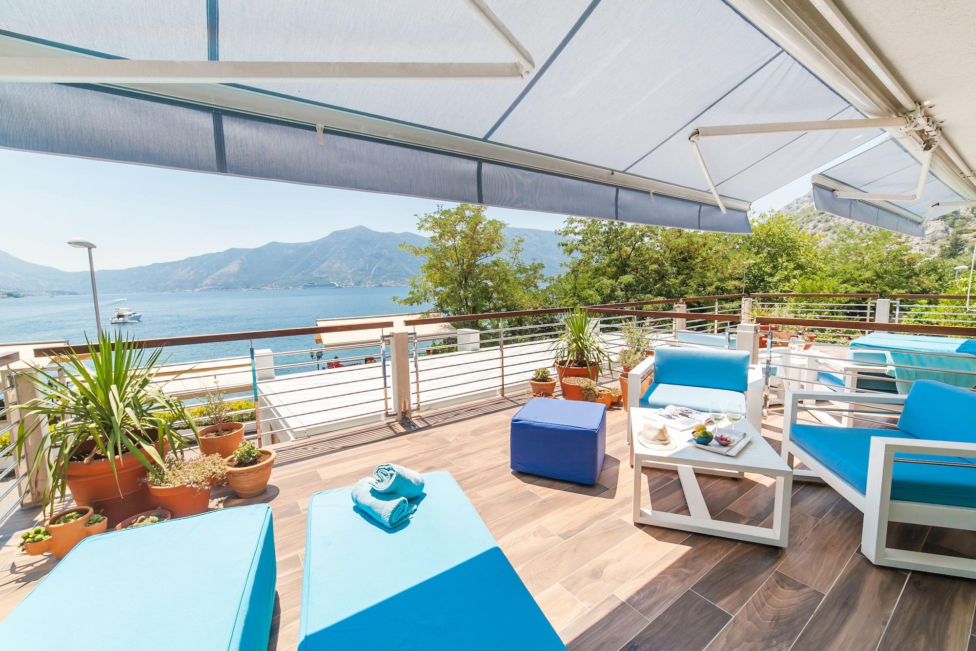 Hotel Casa Del Mare - Amfora Kotor Bagian luar foto
