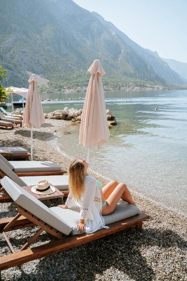 Hotel Casa Del Mare - Amfora Kotor Bagian luar foto